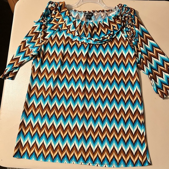 loving it Tops - Loving it Women’s 3x Blouse
